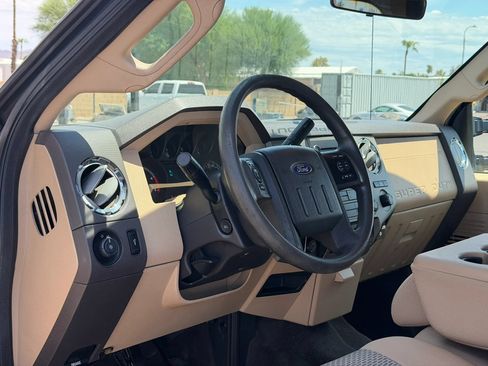 Used 2011 Ford F350 XLT w/ XLT Interior Pkg AWD/4WD image 18
