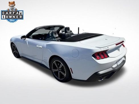 Used 2025 Ford Mustang Premium RWD image 6