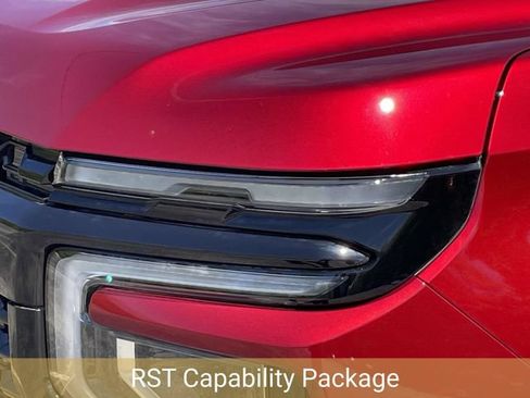 Certified 2025 Chevrolet Suburban RST AWD/4WD image 10