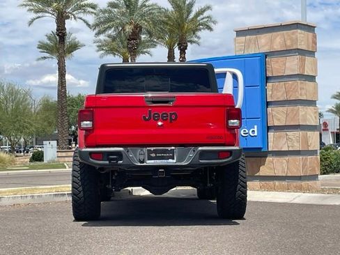 Used 2021 Jeep Gladiator Sport image 7