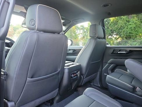Certified 2025 Chevrolet Tahoe Premier RWD image 14