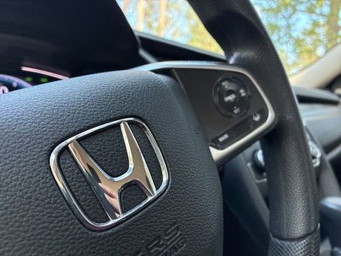 Used 2020 Honda Civic LX image 28