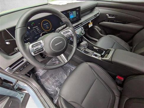 New 2025 Hyundai Santa Cruz Limited image 3