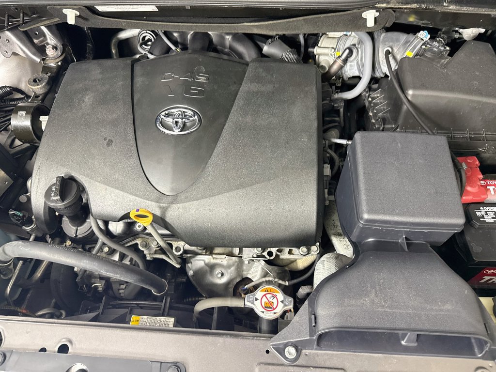 Certified 2019 Toyota Sienna LE AWD/4WD image 33