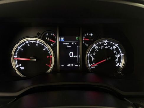 Used 2024 Toyota 4Runner TRD Off-Road Premium image 18