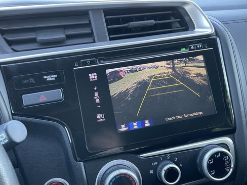 Used 2017 Honda Fit EX image 28