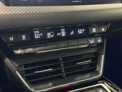 Used 2024 Audi e-tron GT Premium Plus w/ Performance Package image 56