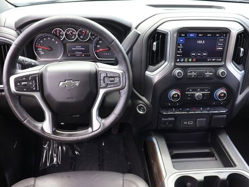 Used 2021 Chevrolet Silverado 1500 LT Trail Boss w/ Convenience Package II AWD/4WD image 14