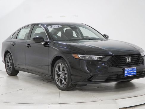 Used 2023 Honda Accord EX image 14
