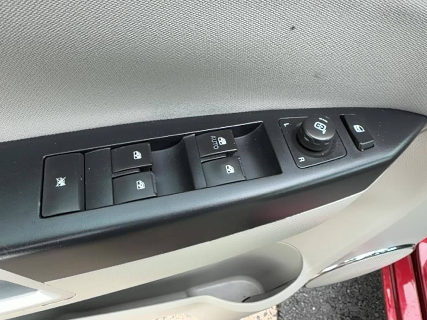 Used 2008 Saturn Vue XR FWD image 13