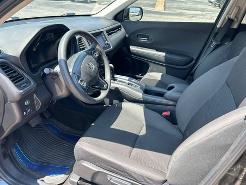 Used 2020 Honda HR-V LX image 10