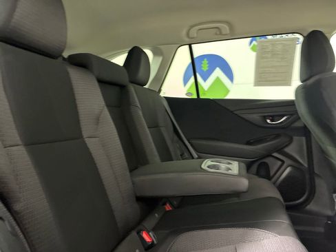 Certified 2025 Subaru Outback Premium w/ Popular Package #1A image 32