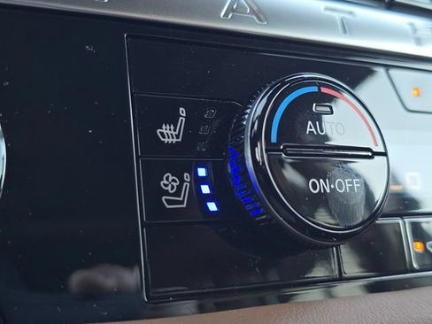 Certified 2026 Nissan Pathfinder Platinum w/ Accent Package AWD/4WD image 22