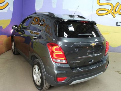 Used 2018 Chevrolet Trax LT w/ LT Convenience Package AWD/4WD image 6