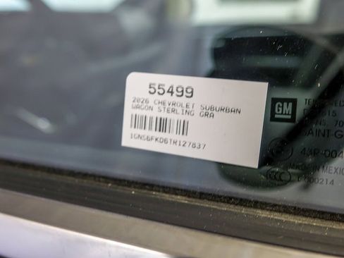 New 2026 Chevrolet Suburban Premier image 31