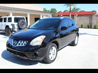 Used 2012 Nissan Rogue SV image 1