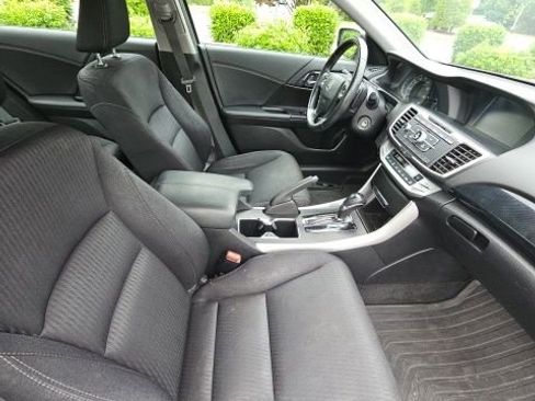 Used 2014 Honda Accord Sport image 12