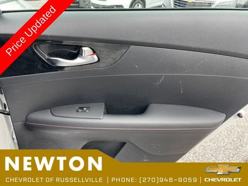 Used 2024 Kia Forte GT FWD image 29