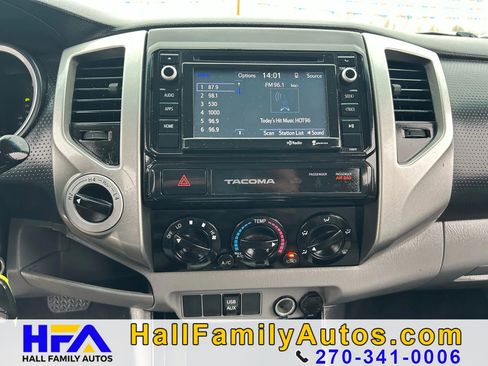 Used 2015 Toyota Tacoma 4x4 Double Cab image 26
