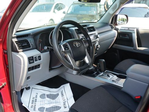 Used 2012 Toyota 4Runner SR5 AWD/4WD image 13