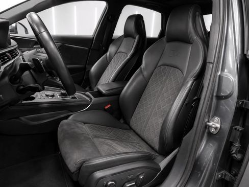 Used 2019 Audi S4 Premium Plus w/ Premium Plus Package AWD/4WD image 8