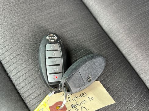 Used 2024 Nissan Altima 2.5 S FWD image 25