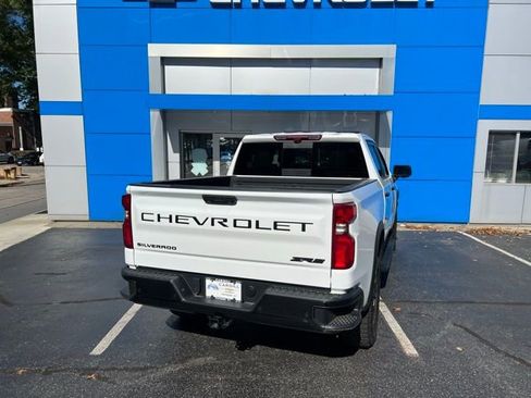 Used 2024 Chevrolet Silverado 1500 ZR2 w/ Technology Package image 6
