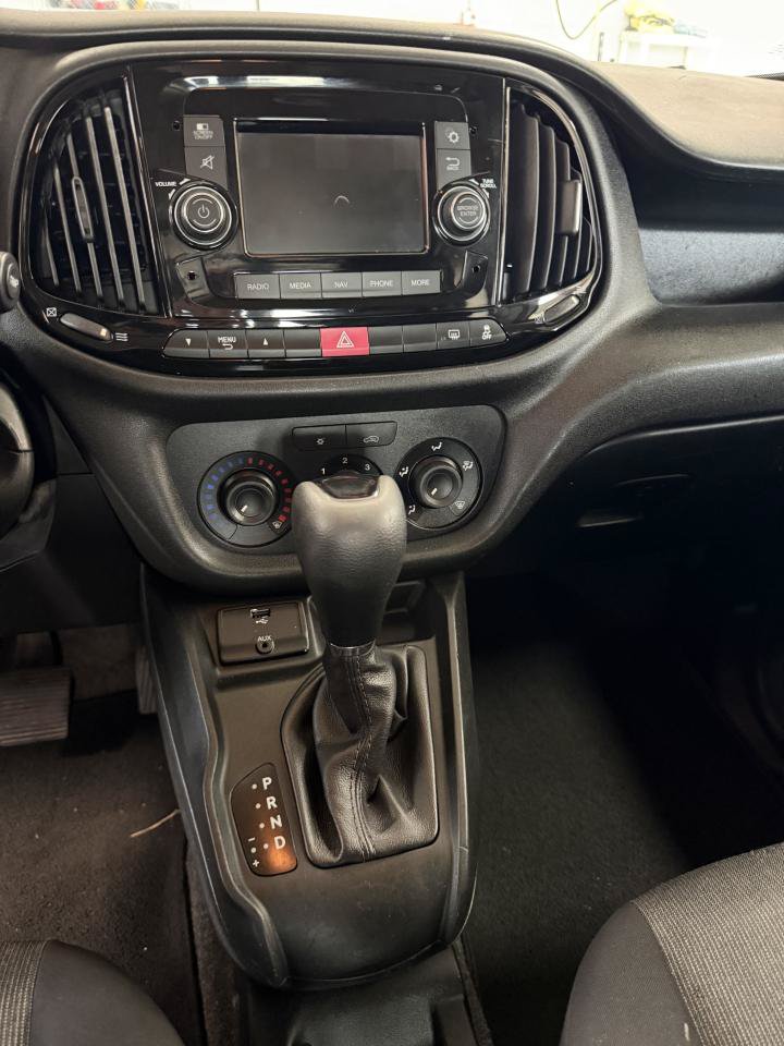 Used 2015 RAM ProMaster City Tradesman SLT FWD image 8