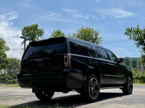 Used 2015 GMC Yukon XL SLE w/ Convenience Package AWD/4WD image 8