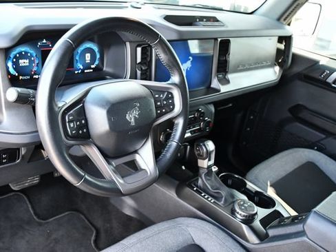 Used 2025 Ford Bronco Big Bend AWD/4WD image 16