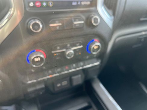 Used 2020 Chevrolet Silverado 1500 LT Trail Boss image 14