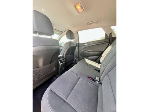 Used 2021 Hyundai Tucson SEL FWD image 11