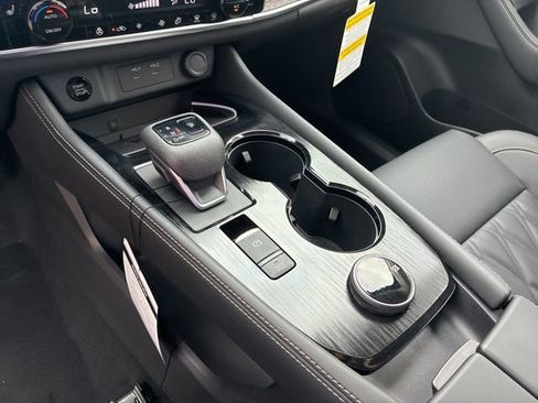 New 2026 Nissan Rogue Platinum AWD/4WD image 11