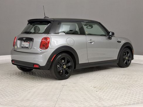 Used 2024 MINI Cooper SE FWD image 8