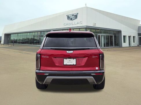 Certified 2026 Cadillac Vistiq Sport w/ LPO, Floor Liner Package image 5