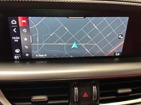 Used 2022 Alfa Romeo Stelvio Veloce AWD/4WD image 27
