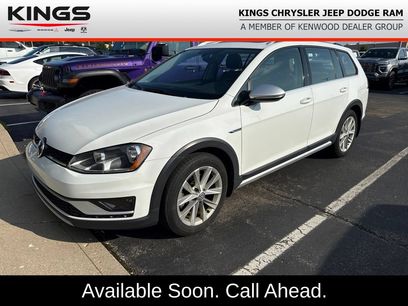 Used 2017 Volkswagen Golf Alltrack SE
