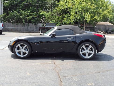 Used 2009 Pontiac Solstice Convertible w/ Preferred Package RWD image 8