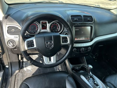 Used 2015 Dodge Journey SXT w/ Flexible Seating Group FWD image 13