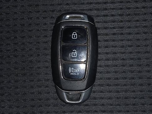 Used 2020 Hyundai Santa Fe SEL FWD image 32