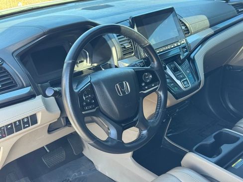 Used 2023 Honda Odyssey Elite image 15