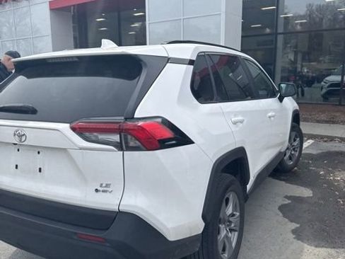 Used 2025 Toyota RAV4 LE image 3