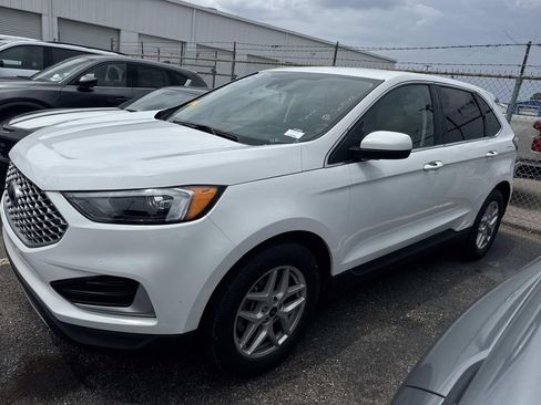 Used 2024 Ford Edge SEL AWD/4WD image 4