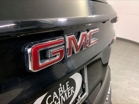 Used 2025 GMC Acadia Elevation AWD/4WD image 30