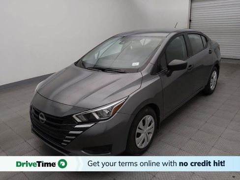 Used 2024 Nissan Versa S w/ Trunk Package FWD image 1