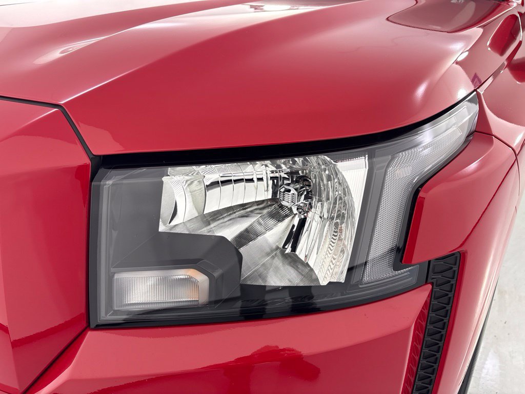 Used 2022 Nissan Frontier SV AWD/4WD image 10