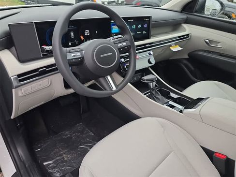 New 2026 Hyundai Tucson SEL image 15