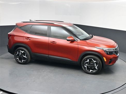 New 2026 Kia Seltos S image 13