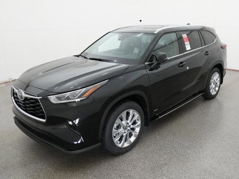 New 2026 Toyota Highlander Limited image 52