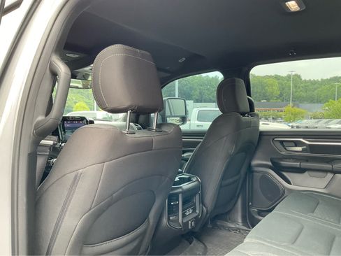 Used 2025 RAM 1500 Big Horn AWD/4WD image 25